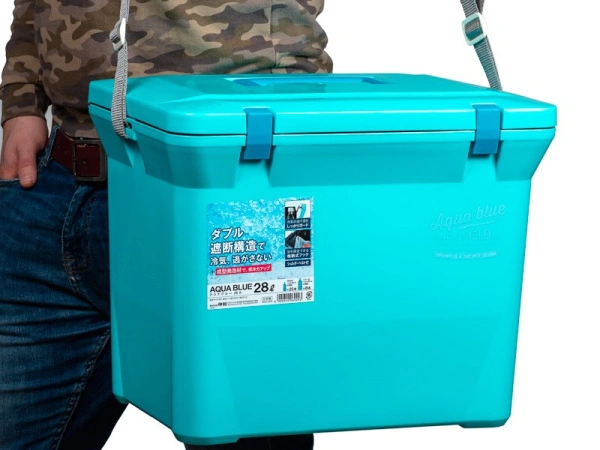 Изотермический контейнер 28л. с плечевым ремнем синий код: 29599